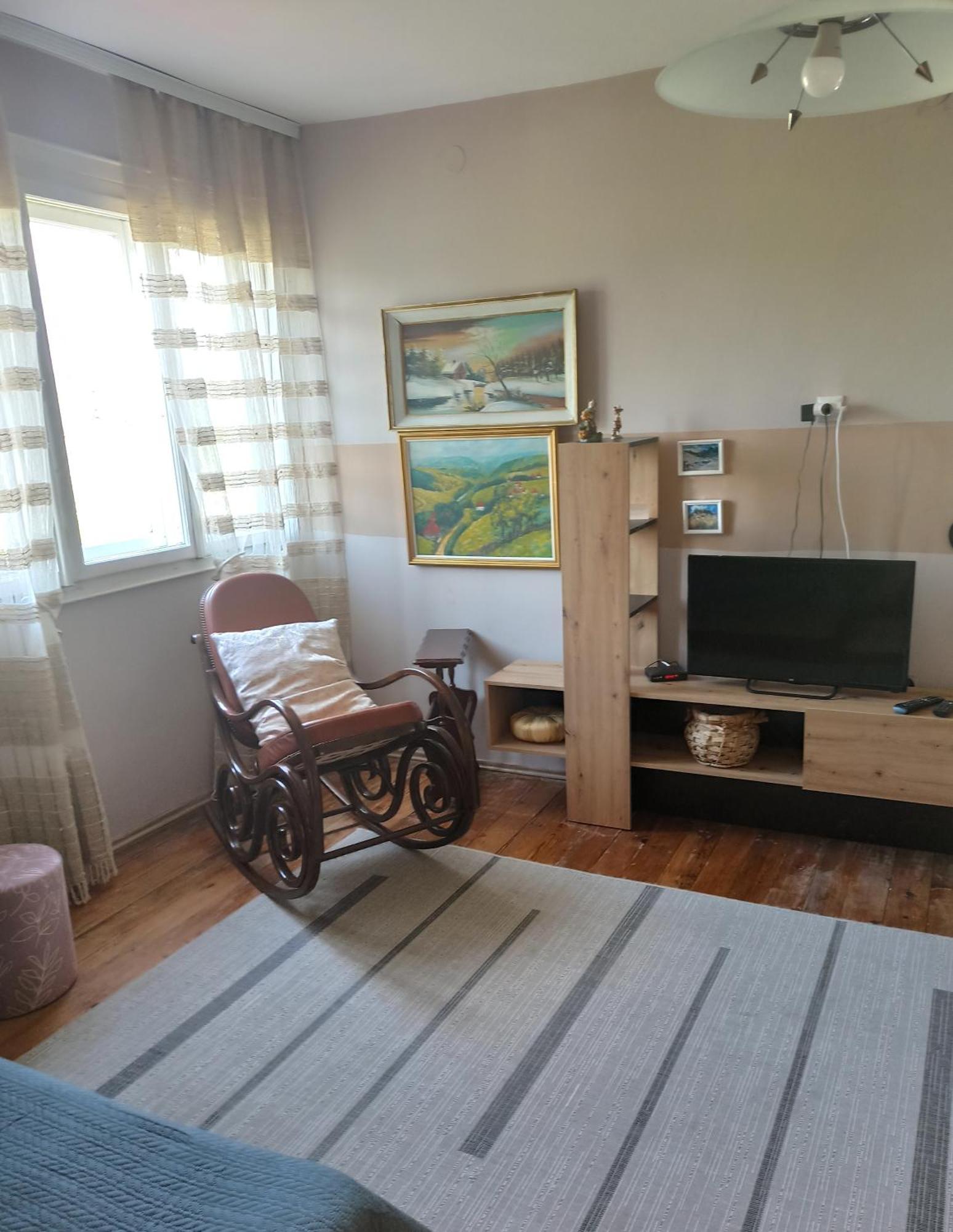 Apartmán Kuca Despot Kremna Exteriér fotografie