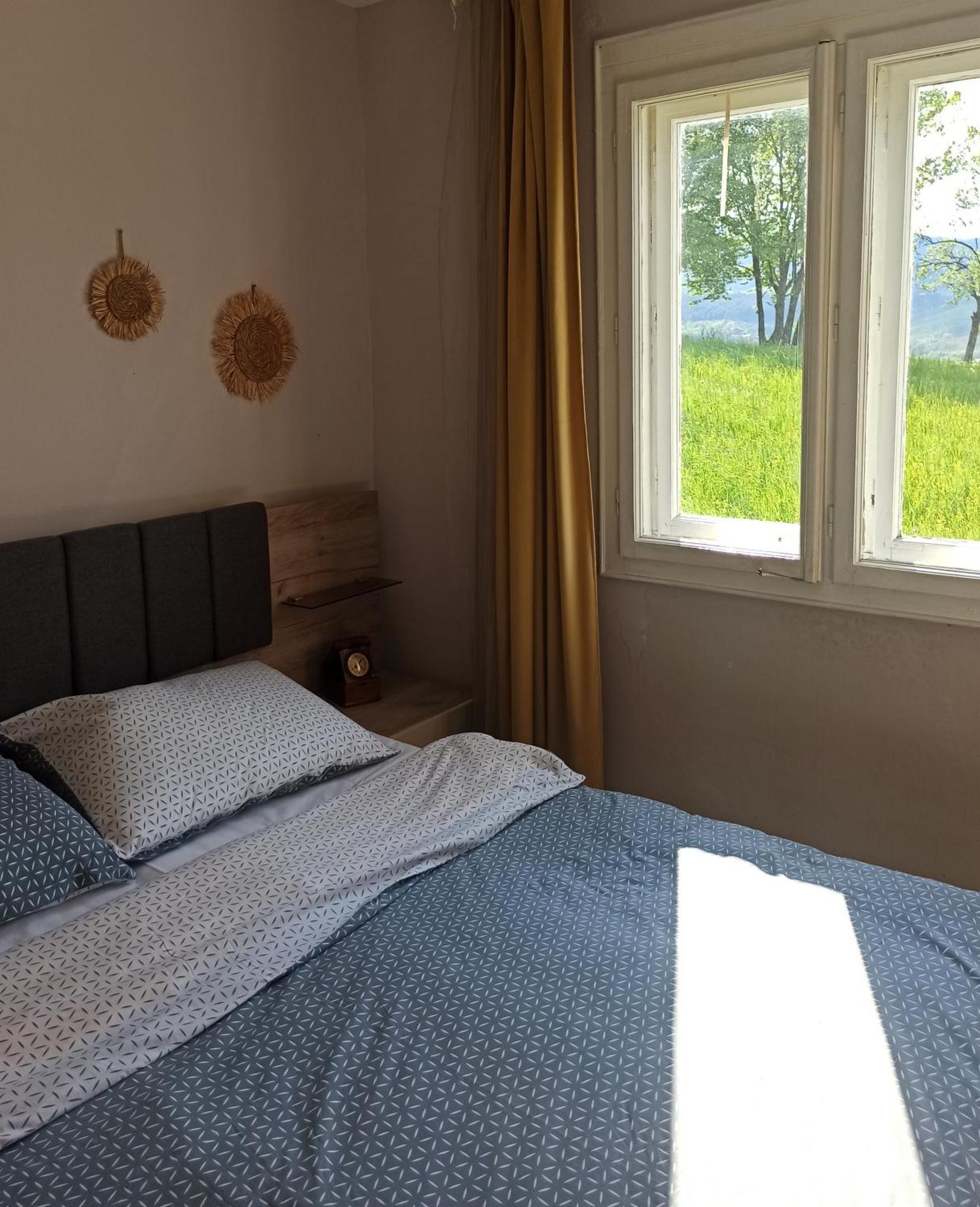 Apartmán Kuca Despot Kremna Exteriér fotografie