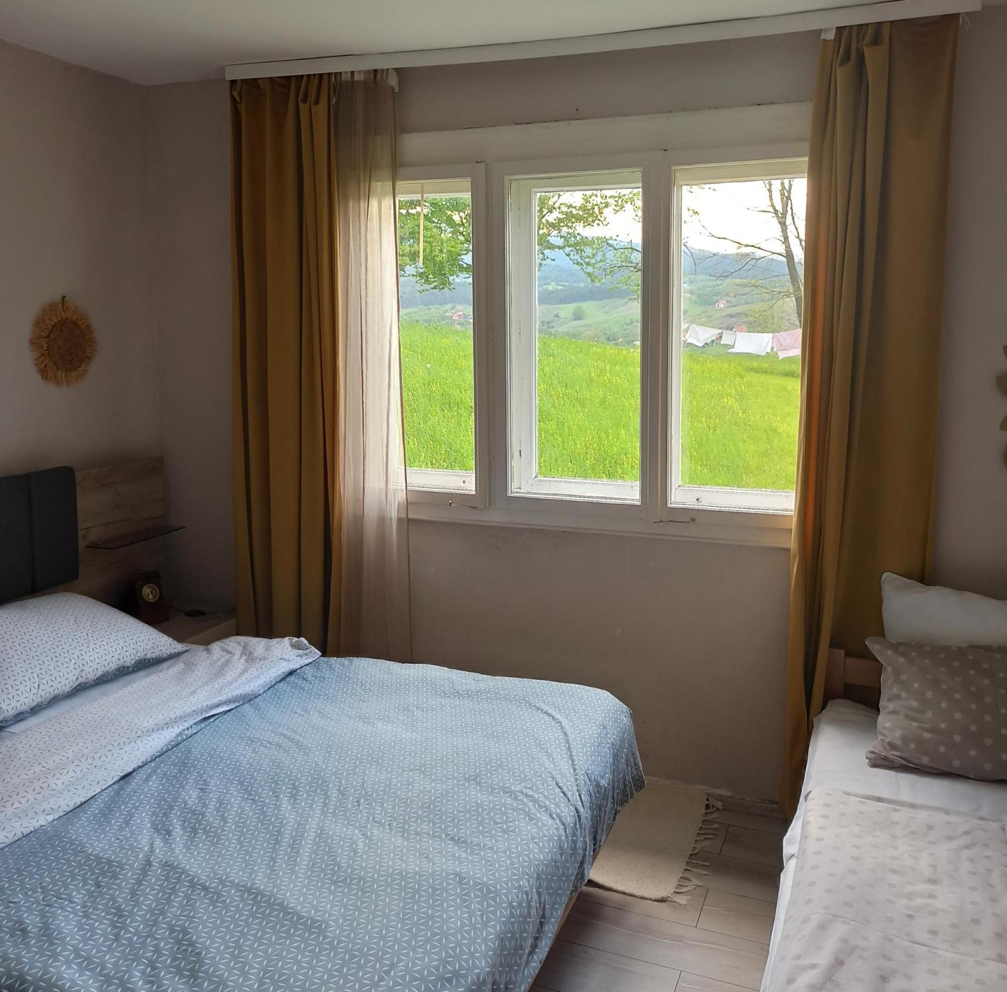 Apartmán Kuca Despot Kremna Exteriér fotografie